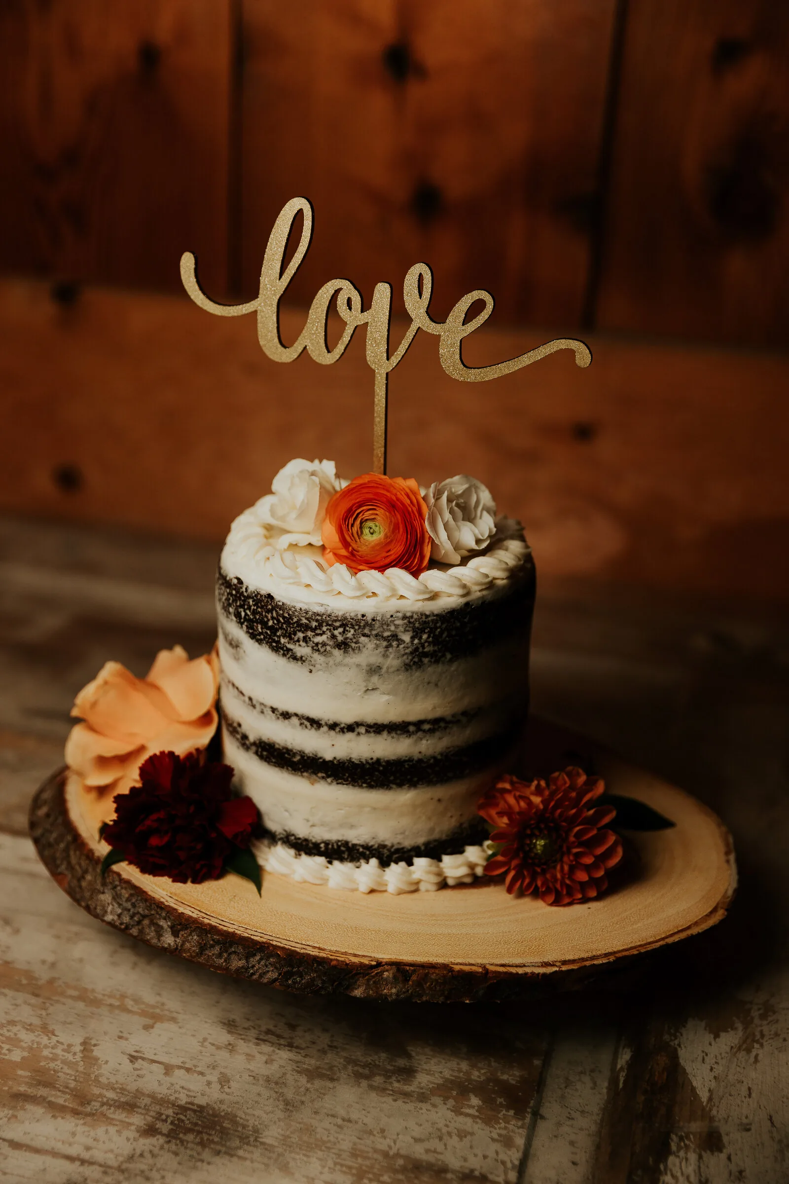 A wedding reception table